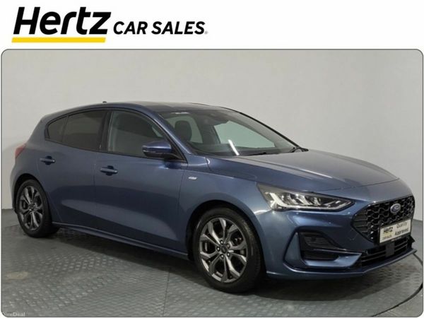 Ford Focus Hatchback, Petrol, 2023, Blue