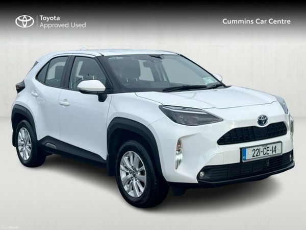Toyota Yaris Cross Hatchback, Petrol Hybrid, 2022, White