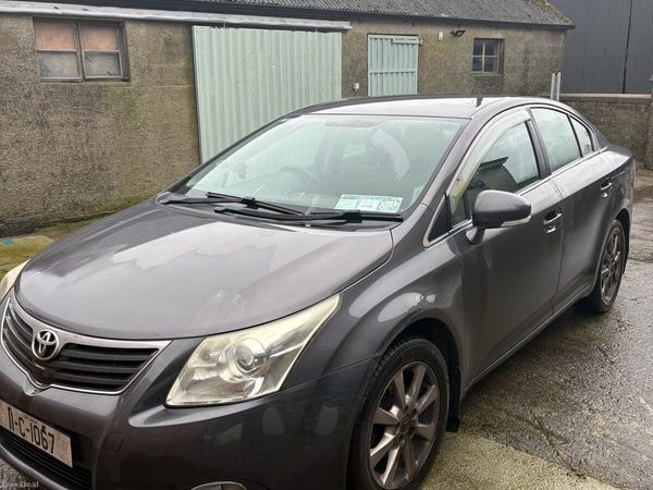 Toyota Avensis Saloon, Diesel, 2011, Grey