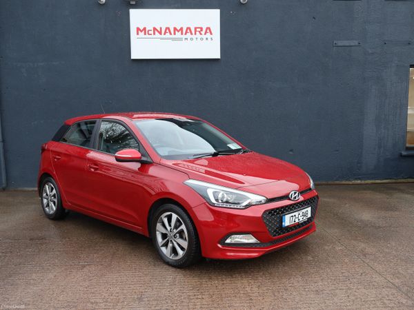 Hyundai i20 Hatchback, Petrol, 2017, Red