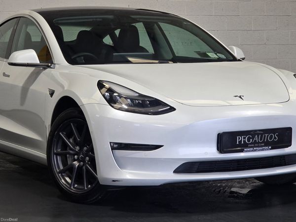 Tesla Model 3 Saloon, Electric, 2019, White