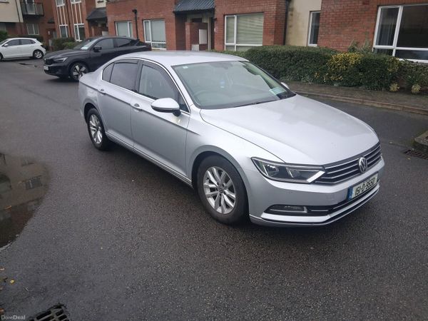 Volkswagen Passat Saloon, Diesel, 2015, Silver