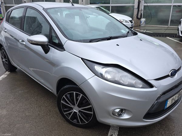 Ford Fiesta Hatchback, Diesel, 2011, Silver