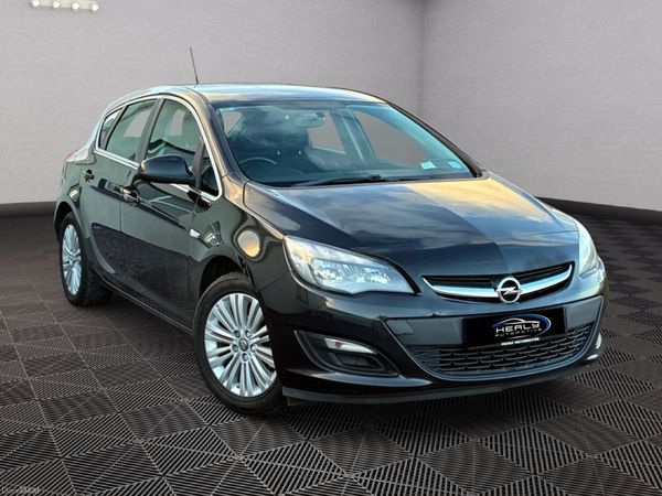 Opel Astra Hatchback, Diesel, 2015, Black