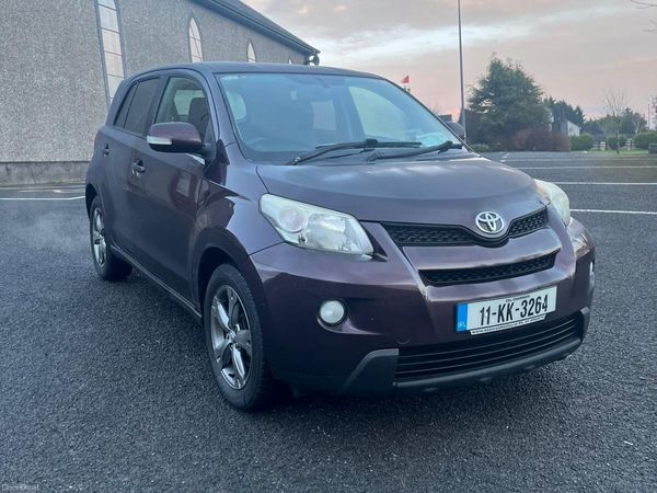 Toyota Urban Cruiser SUV, Diesel, 2011, Purple