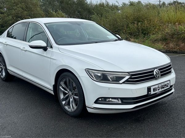Volkswagen Passat Saloon, Diesel, 2016, White