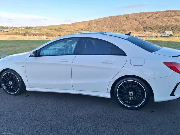 Mercedes-Benz CLA , Diesel, 2014, White