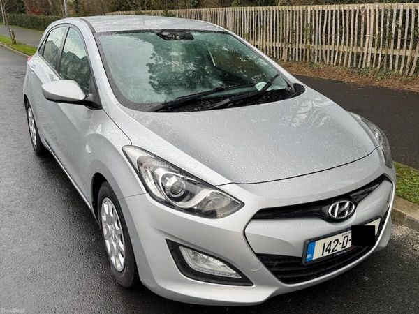 Hyundai i30 Hatchback, Petrol, 2014, Silver