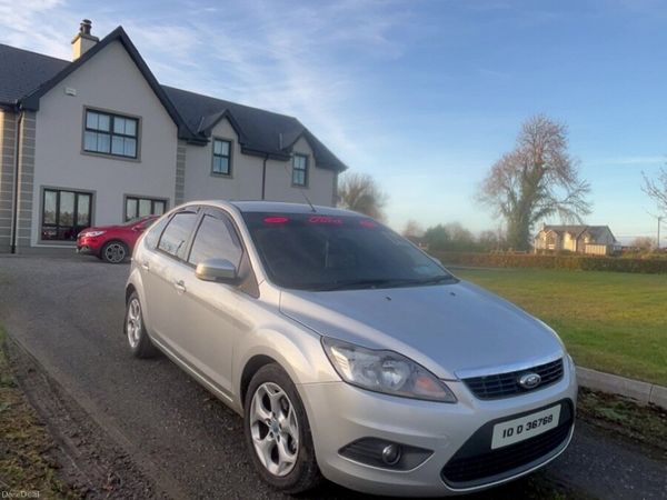 Ford Focus Hatchback, Diesel, 2010, Silver