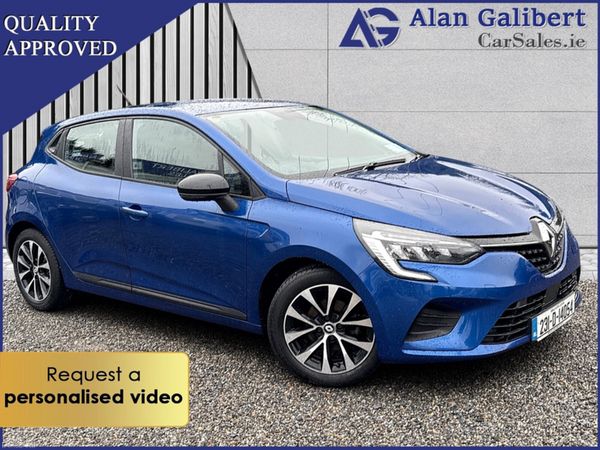 Renault Clio Hatchback, Petrol, 2023, Blue