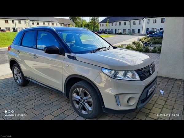 Suzuki Vitara SUV, Petrol, 2016, White