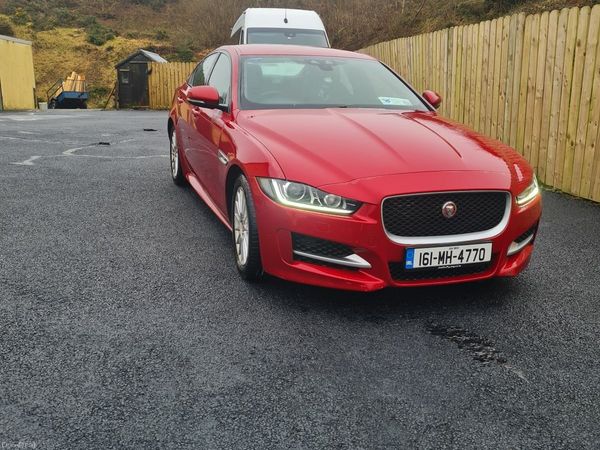 Jaguar XE Saloon, Diesel, 2016, Red