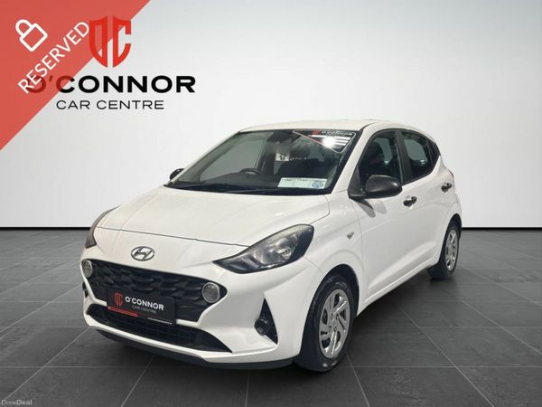 Hyundai i10 Hatchback, Petrol, 2022, White