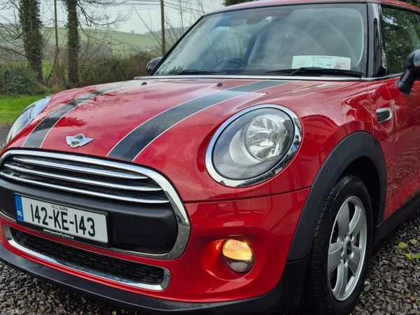 Mini One Hatchback, Petrol, 2014, Red