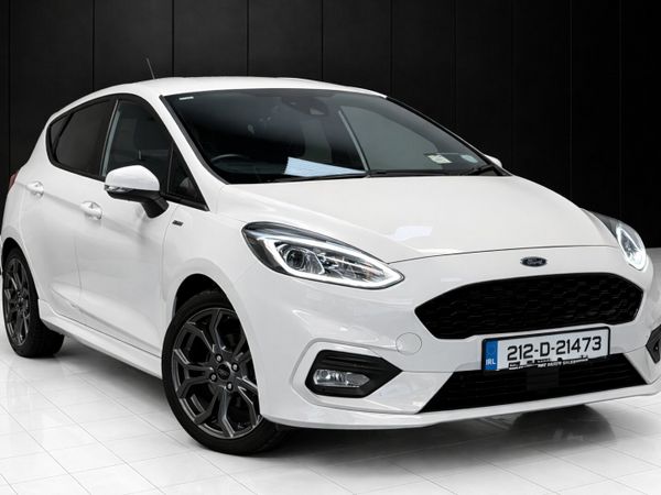 Ford Fiesta Hatchback, Petrol, 2021, White