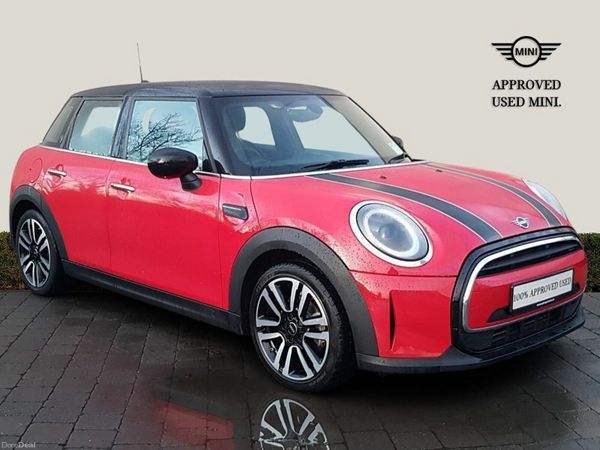 Mini Cooper Hatchback, Petrol, 2023, Red