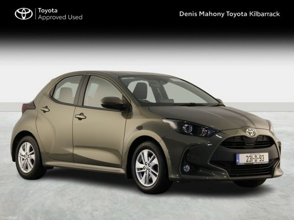 Toyota Yaris Hatchback, Petrol, 2023, Bronze