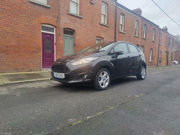 Ford Fiesta Hatchback, Petrol, 2013, Black