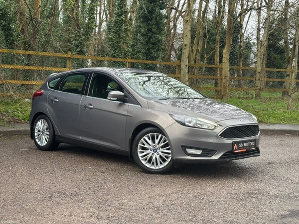 Ford Focus Hatchback, Diesel, 2015, Brown