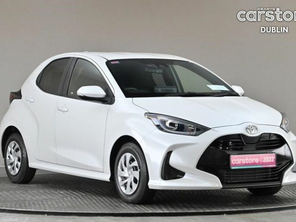 Toyota Yaris Hatchback, Petrol, 2022, White