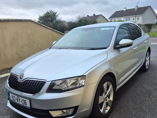 Skoda Octavia Saloon, Diesel, 2015, Silver