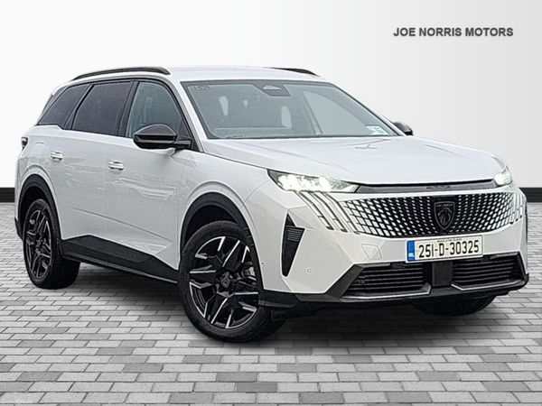 Peugeot 5008 MPV, Petrol, 2025, White