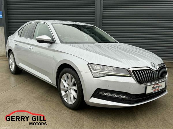 Skoda Superb Hatchback, Diesel, 2023, Grey