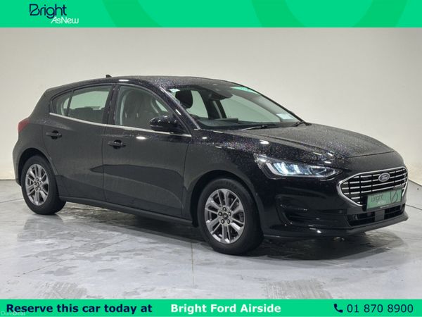 Ford Focus Hatchback, Petrol, 2023, Black