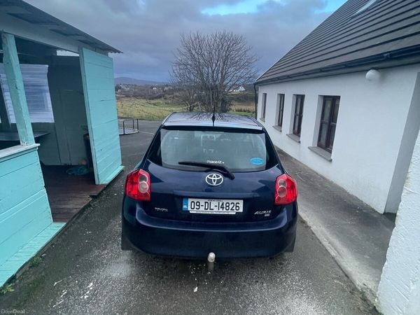 Toyota Auris Hatchback, Petrol, 2009, Blue