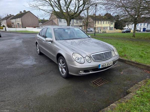 Mercedes-Benz E-Class Saloon, Petrol, 2006, Silver