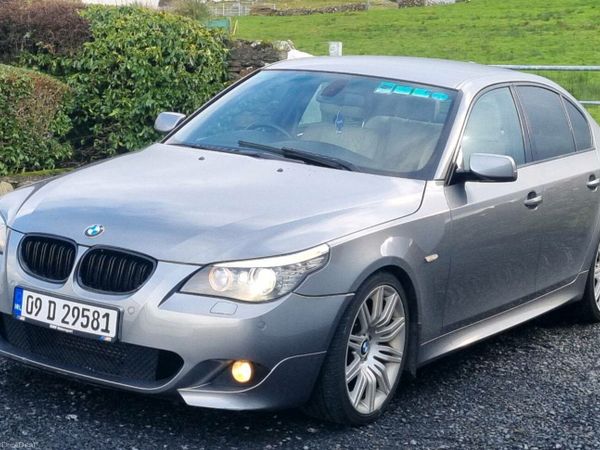Toyota Avensis Saloon, Diesel, 2009, Silver