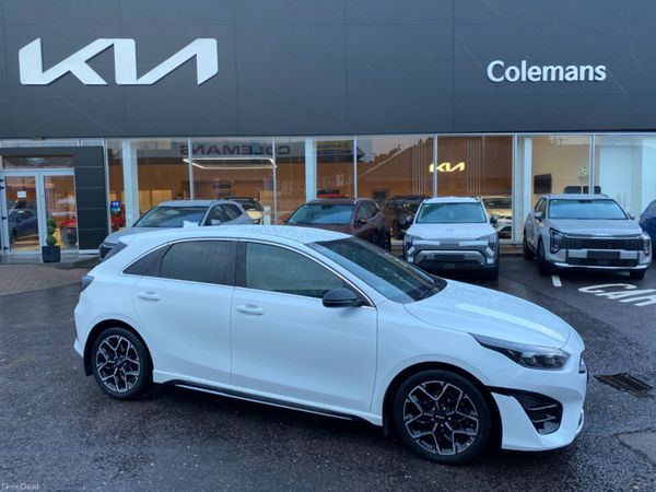 Kia Ceed Hatchback, Diesel Hybrid, 2024, White