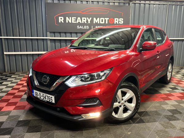 Nissan Qashqai Hatchback, Petrol, 2018, Red