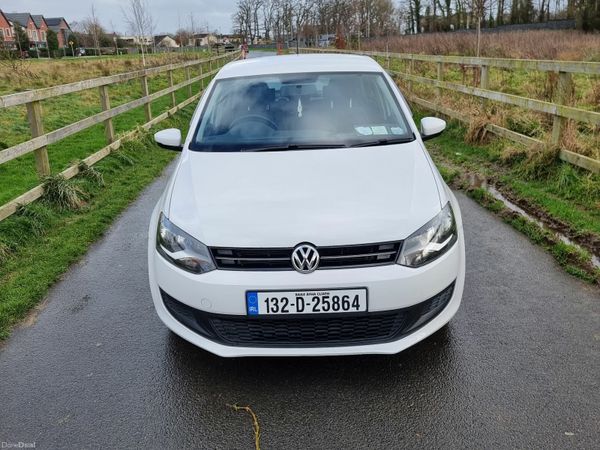 Volkswagen Polo Hatchback, Petrol, 2013, White