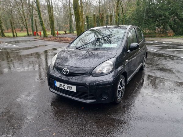 Toyota Aygo Hatchback, Petrol, 2014, Black