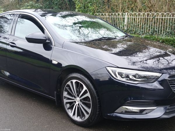Opel Insignia Hatchback, Petrol, 2020, Blue