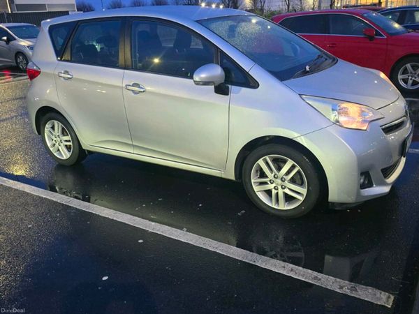 Toyota Verso-S MPV, Petrol, 2012, Silver