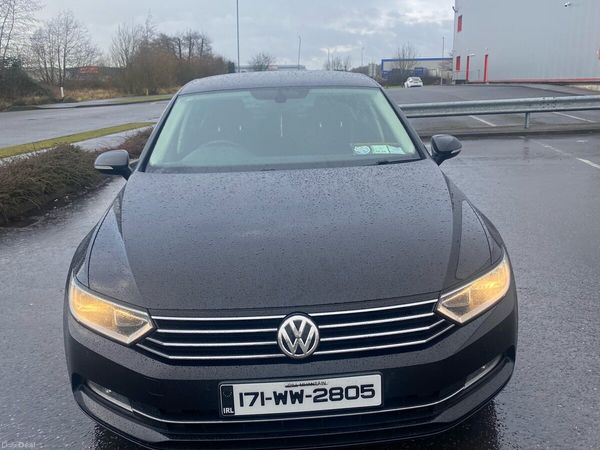 Volkswagen Passat Saloon, Diesel, 2017, Black