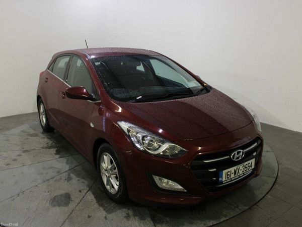 Hyundai i30 Hatchback, Diesel, 2016, Red