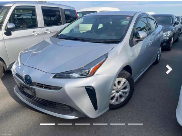 Toyota Prius Saloon, Petrol Hybrid, 2020, Silver