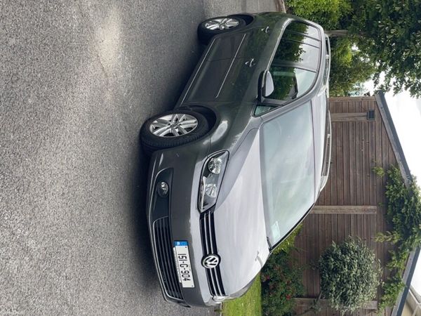 Volkswagen Touran MPV, Diesel, 2015, Grey