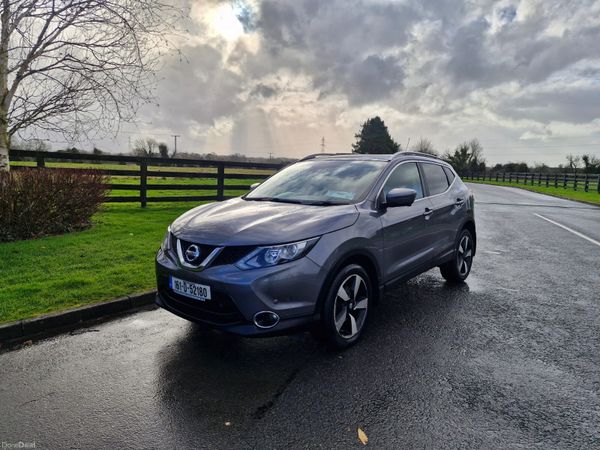 Nissan Qashqai Hatchback, Diesel, 2016, Grey