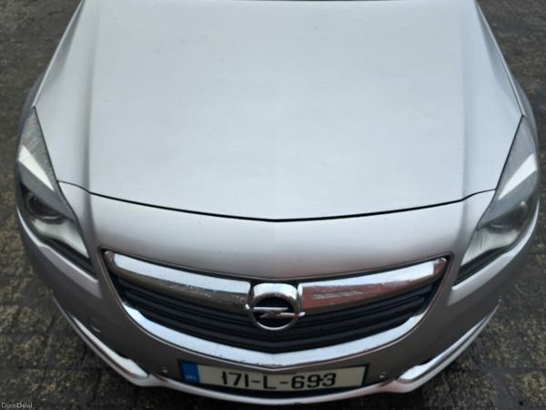 Opel Insignia Hatchback, Diesel, 2017, Grey