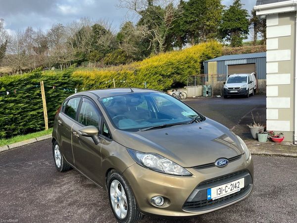 Ford Fiesta Hatchback, Petrol, 2013, Brown