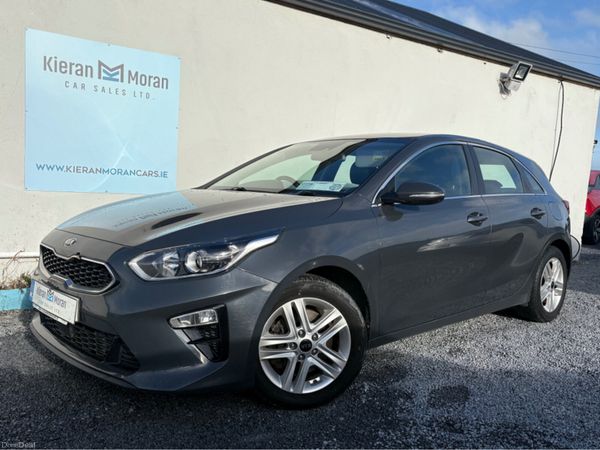 Renault Megane Hatchback, Petrol, 2019, Grey