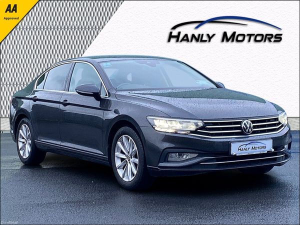 Volkswagen Passat Saloon, Diesel, 2022, Grey