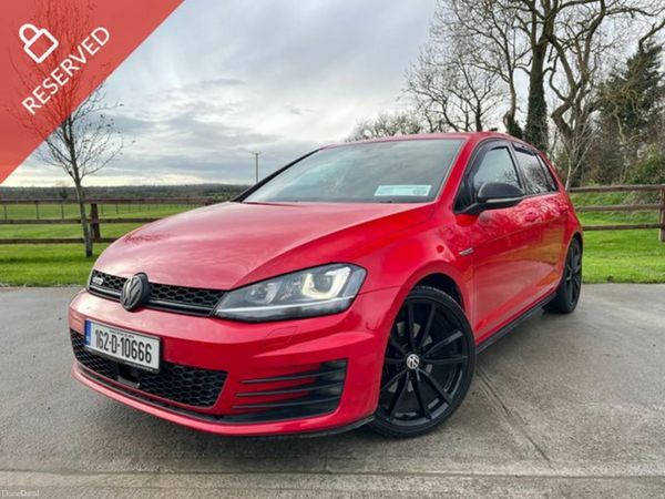 Volkswagen Golf Hatchback, Diesel, 2016, Red