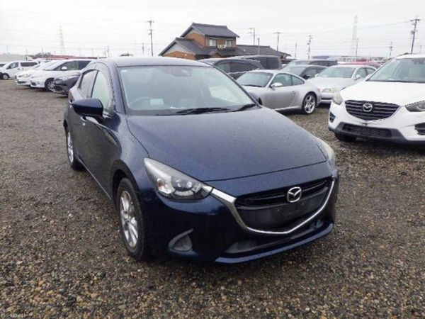 Mazda Demio Hatchback, Petrol, 2016, Blue