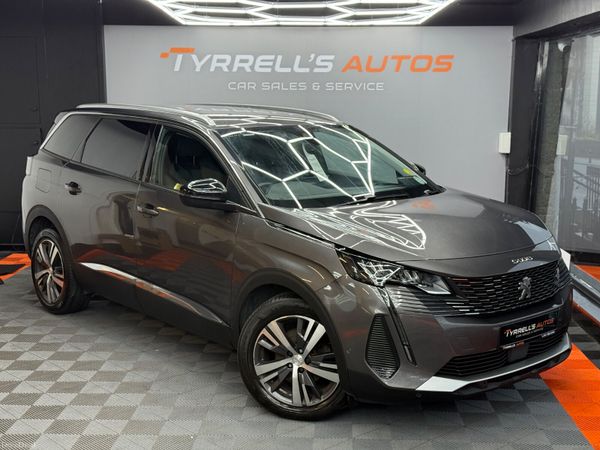 Peugeot 5008 MPV, Diesel, 2022, Grey