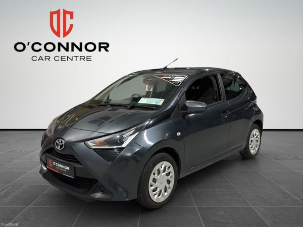 Toyota Aygo Hatchback, Petrol, 2021, Grey